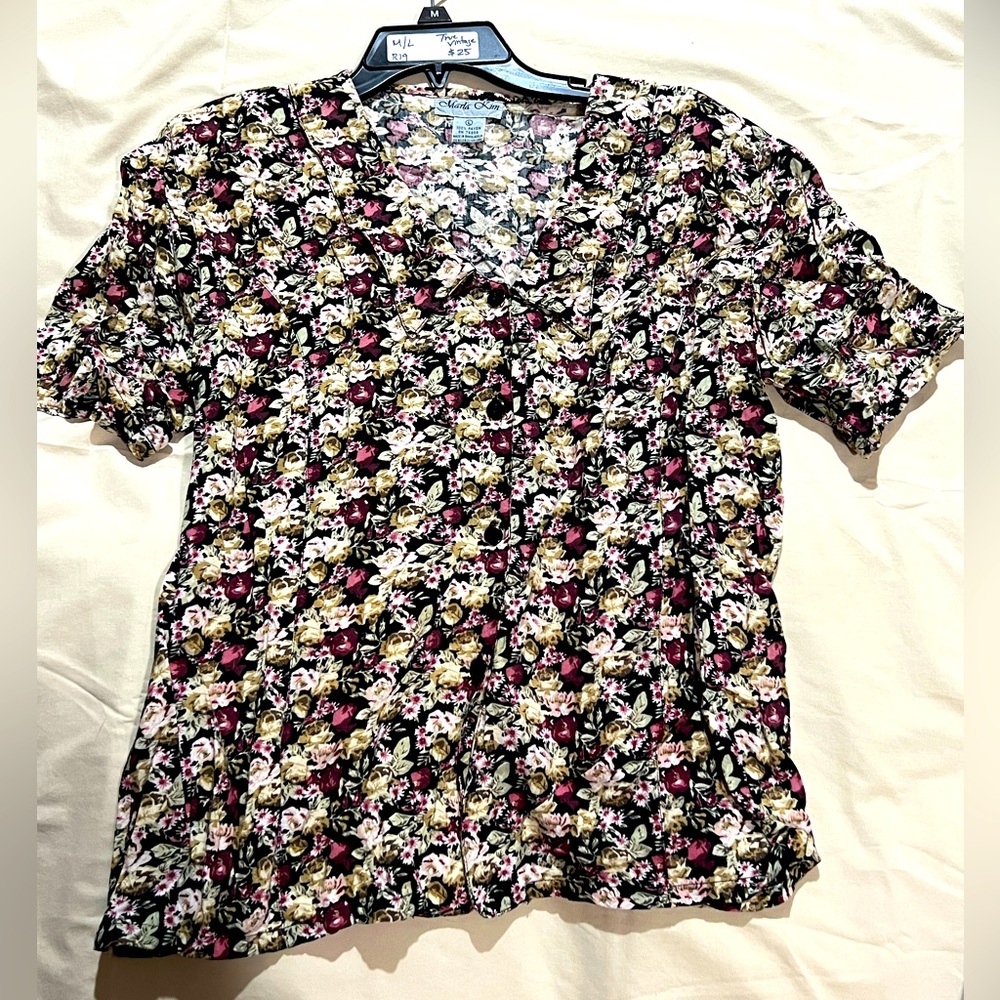 TRUE VINTAGE - Marla Kim - Floral Women's Top